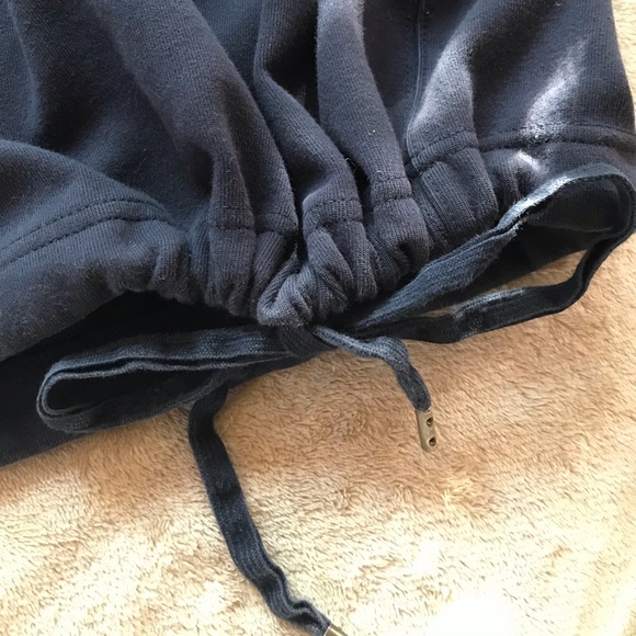 Basic Navy T - Picture 4 of 7